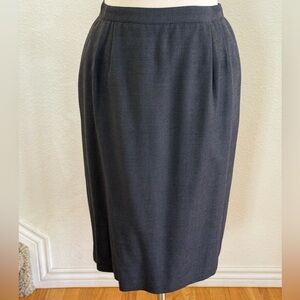 Elegant Dark Gray Pencil Skirt Size 18